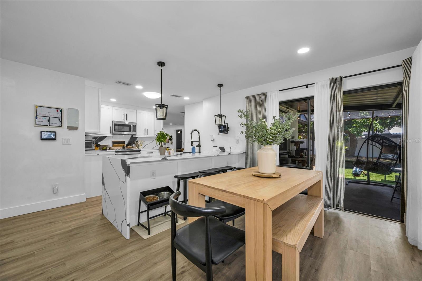 ANN PARK HEIGHTS - Residential