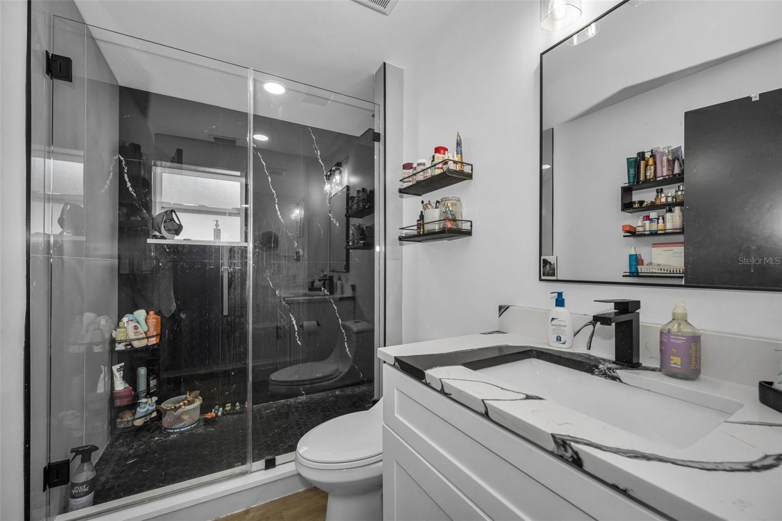 ANN PARK HEIGHTS - Residential