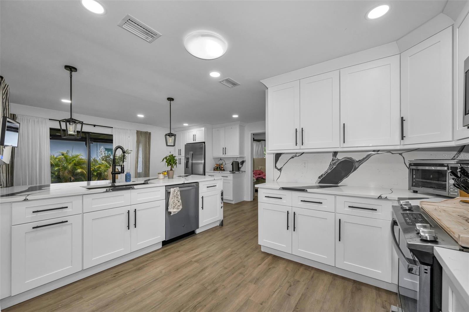 ANN PARK HEIGHTS - Residential
