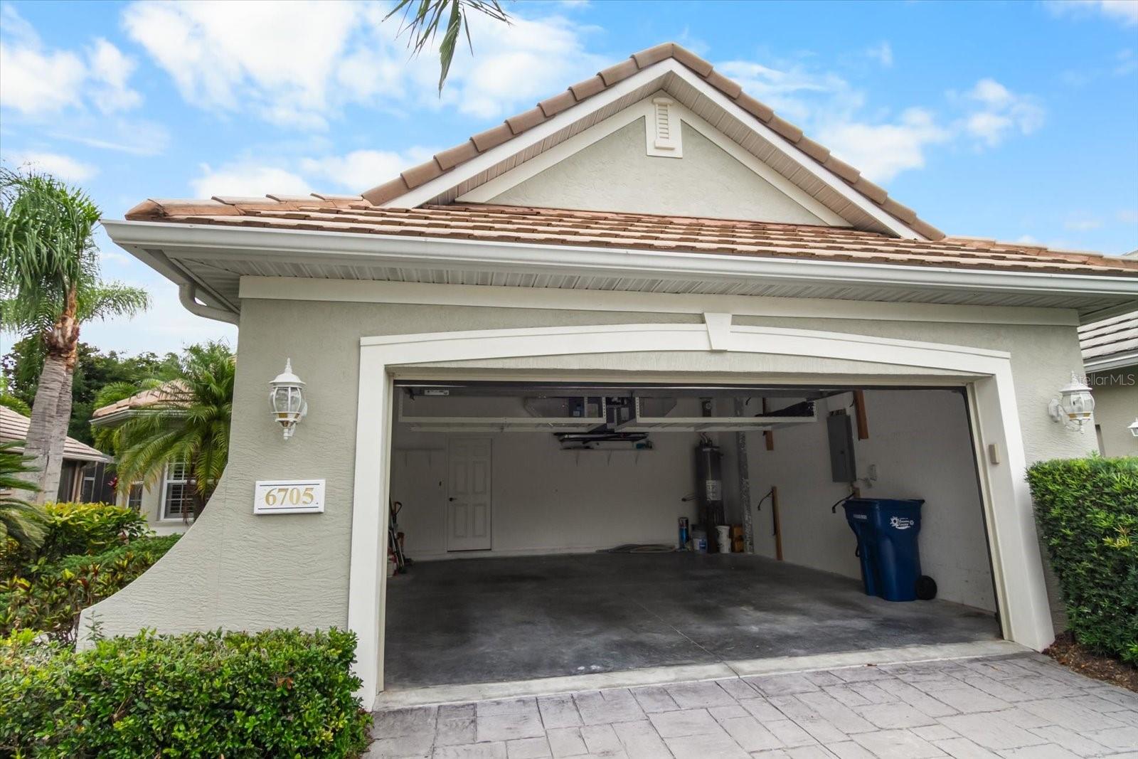 LAKEWOOD RANCH COUNTRY CLUB VILLAGE D 1 - Residential