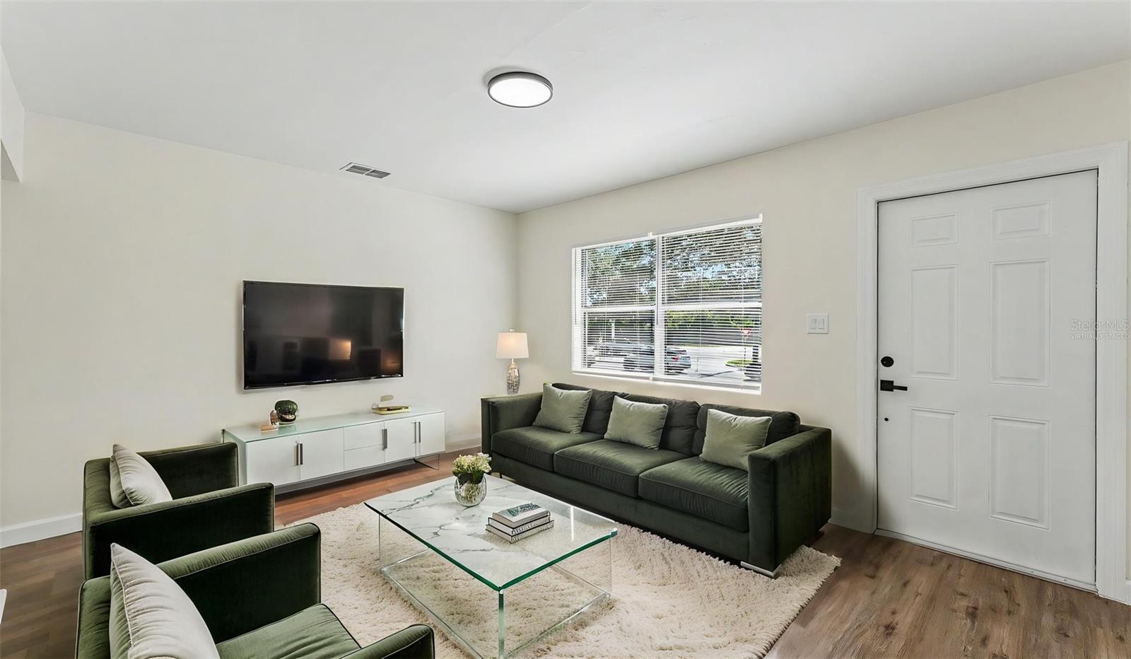 BILTMORE PARK SUB - Residential Income