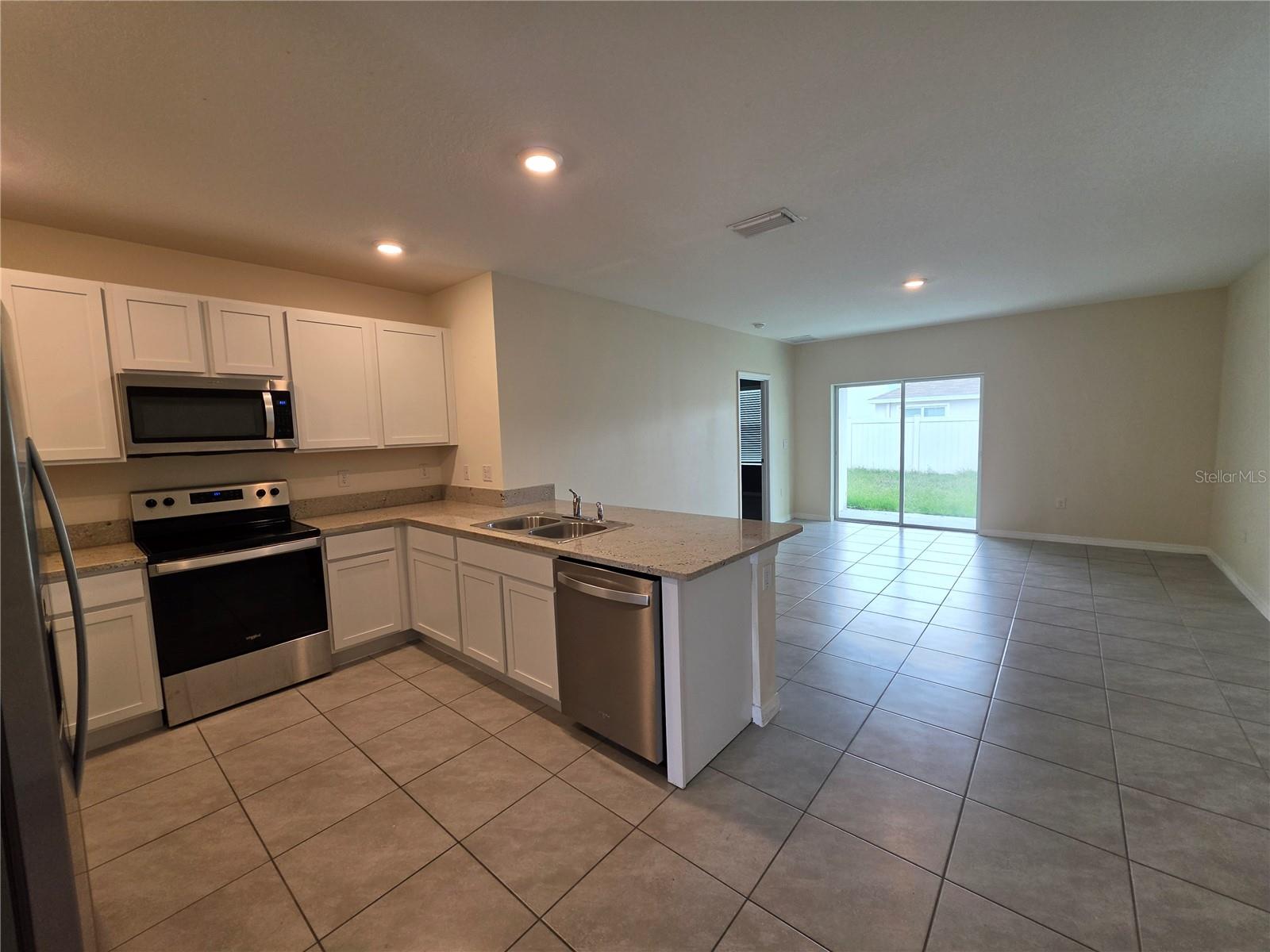 SOUTHSHORE BAY - Residential