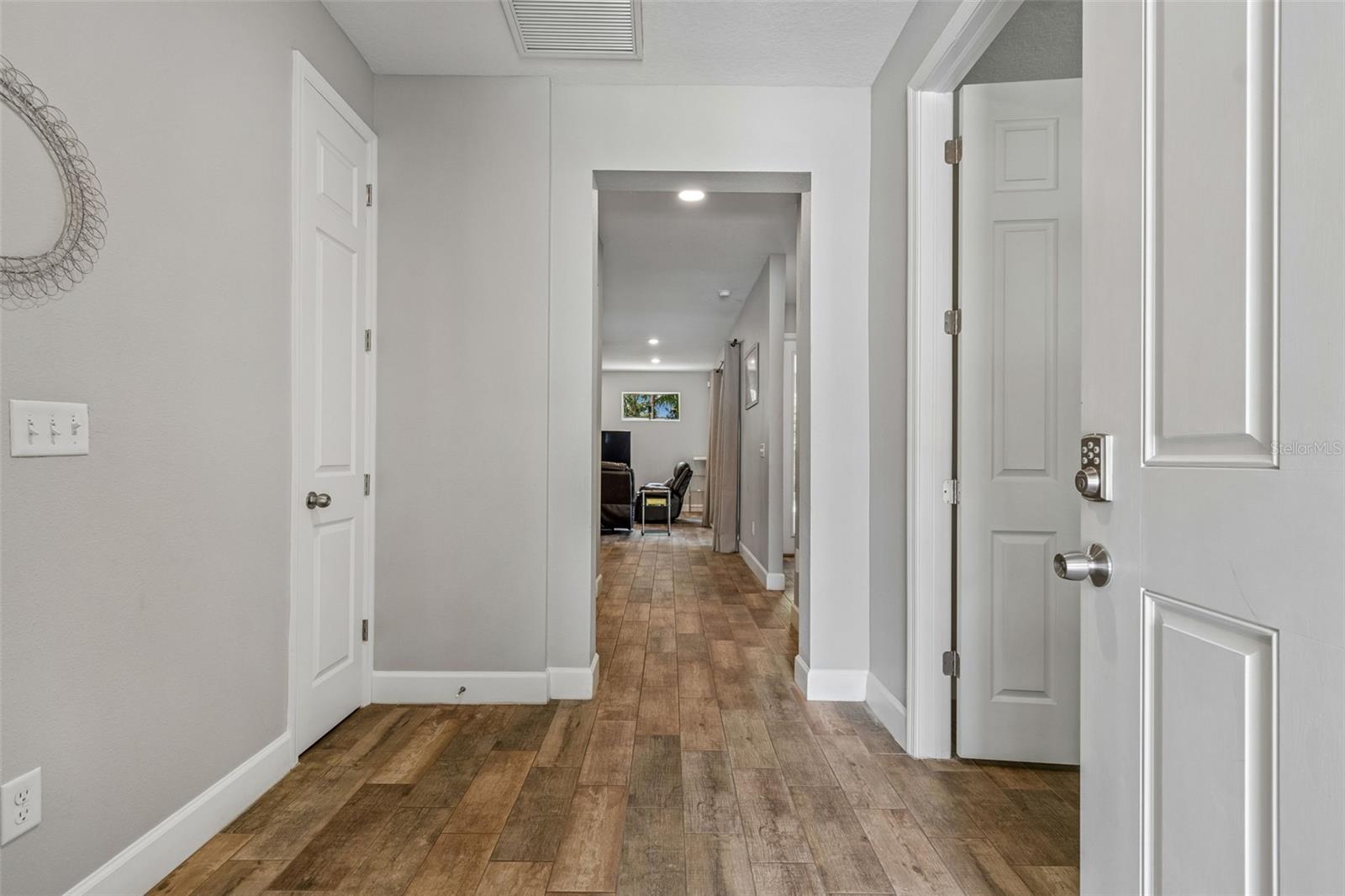 CYPRESS COVE SUB - Residential