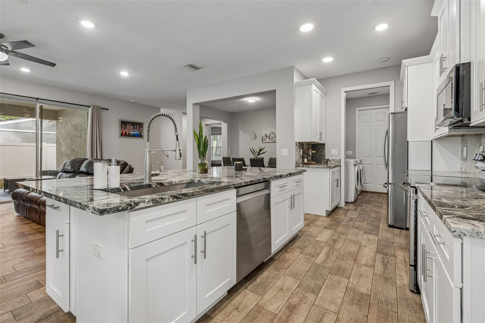 CYPRESS COVE SUB - Residential