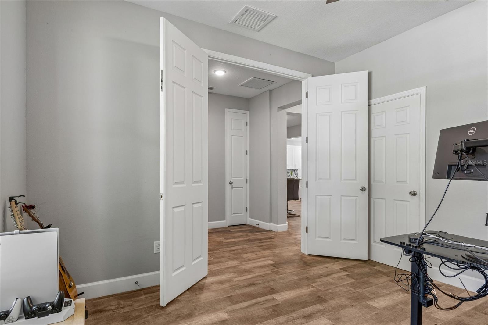 CYPRESS COVE SUB - Residential