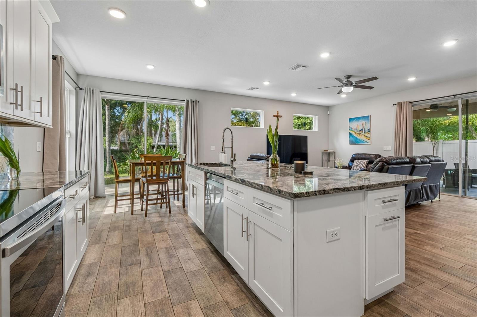 CYPRESS COVE SUB - Residential