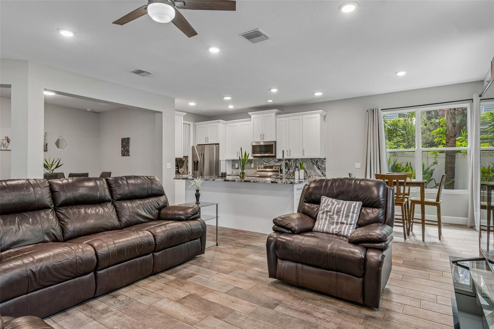 CYPRESS COVE SUB - Residential