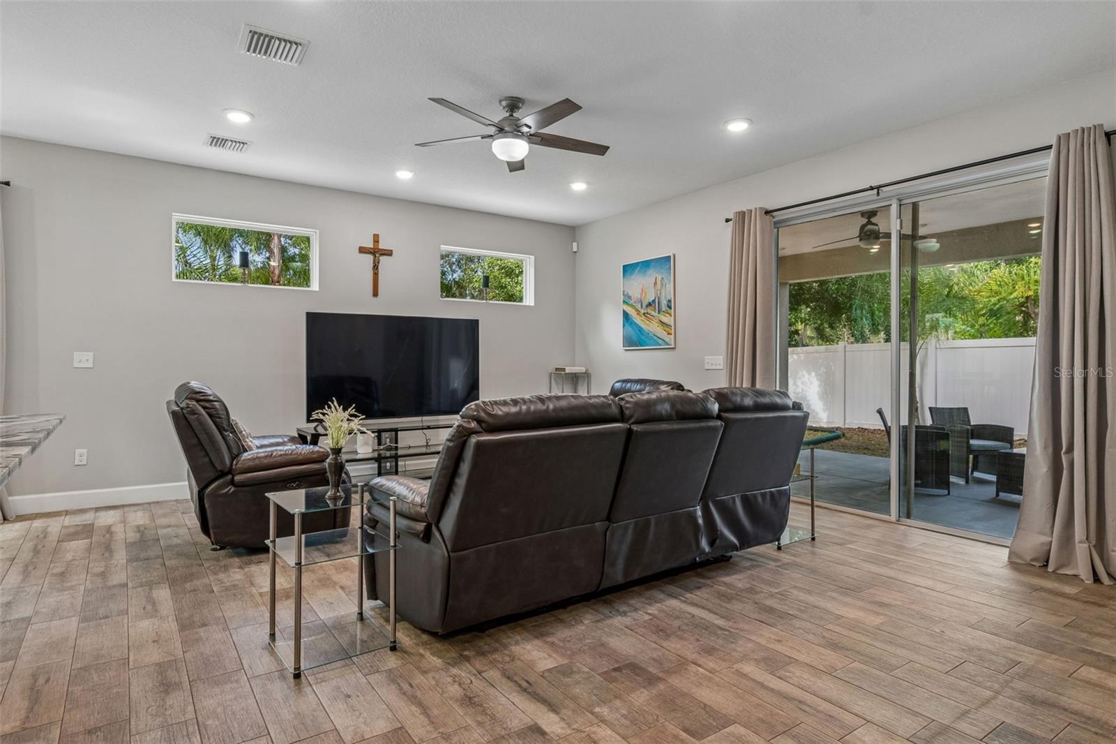 CYPRESS COVE SUB - Residential