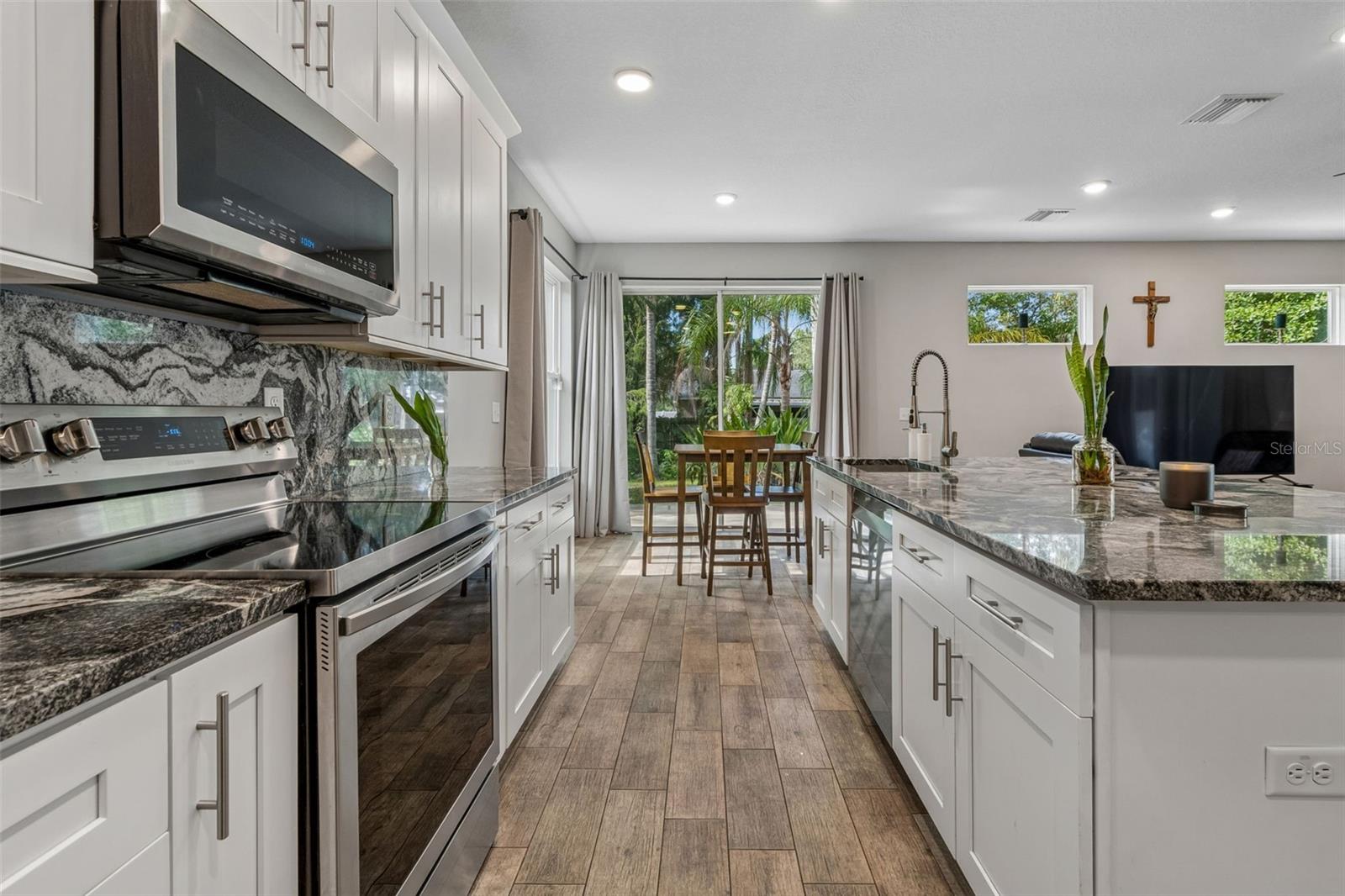 CYPRESS COVE SUB - Residential