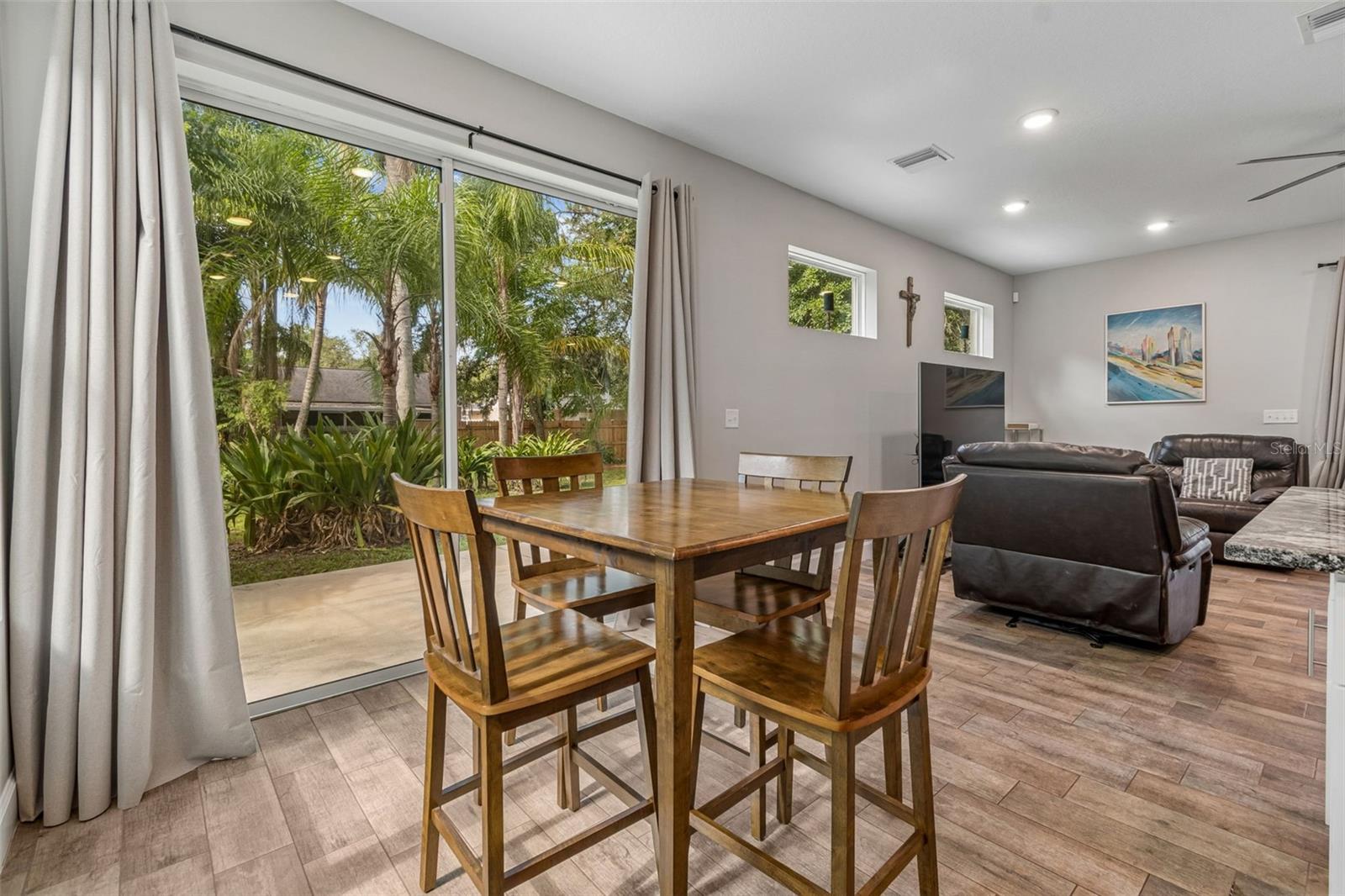 CYPRESS COVE SUB - Residential