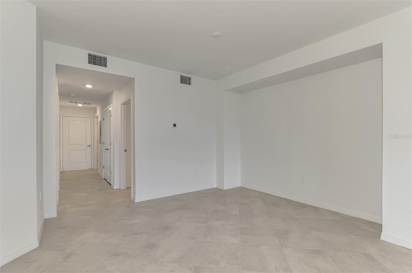 CALUSA COUNTRY CLUB - Residential
