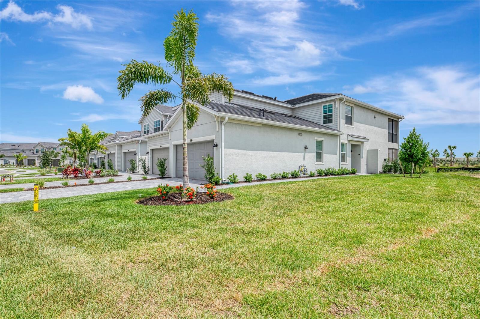 CALUSA COUNTRY CLUB - Residential