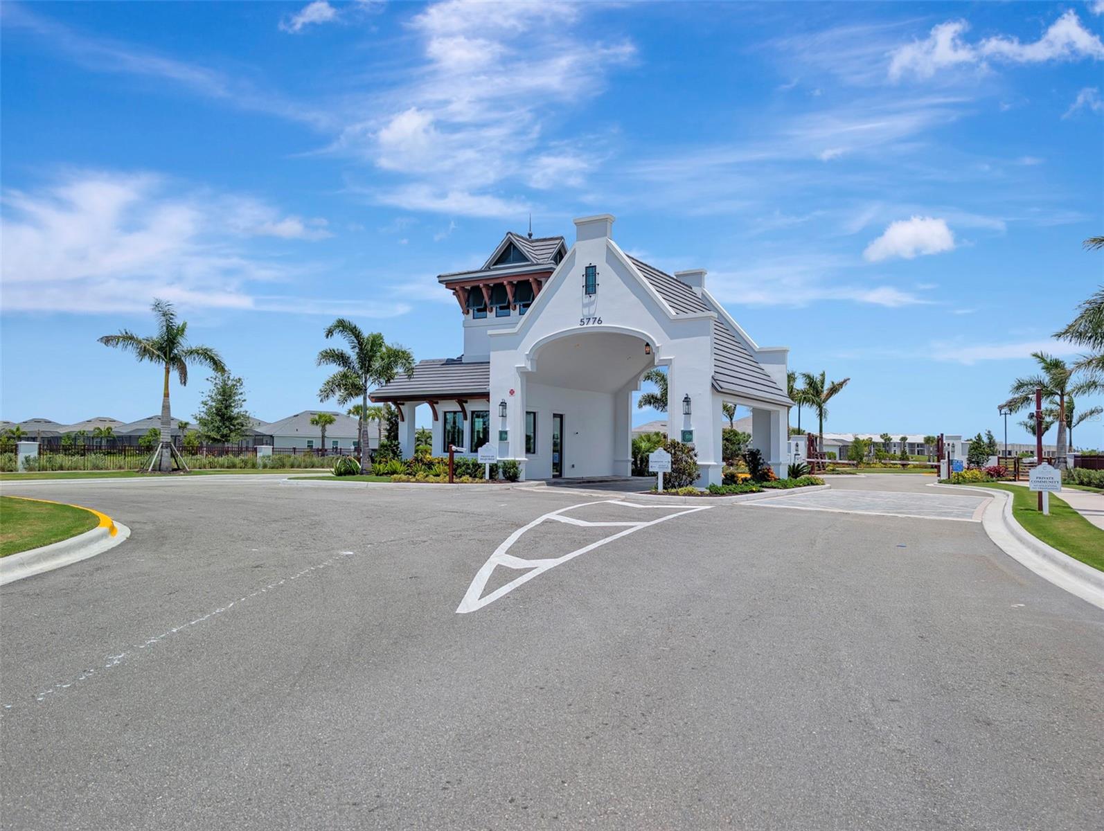 CALUSA COUNTRY CLUB - Residential