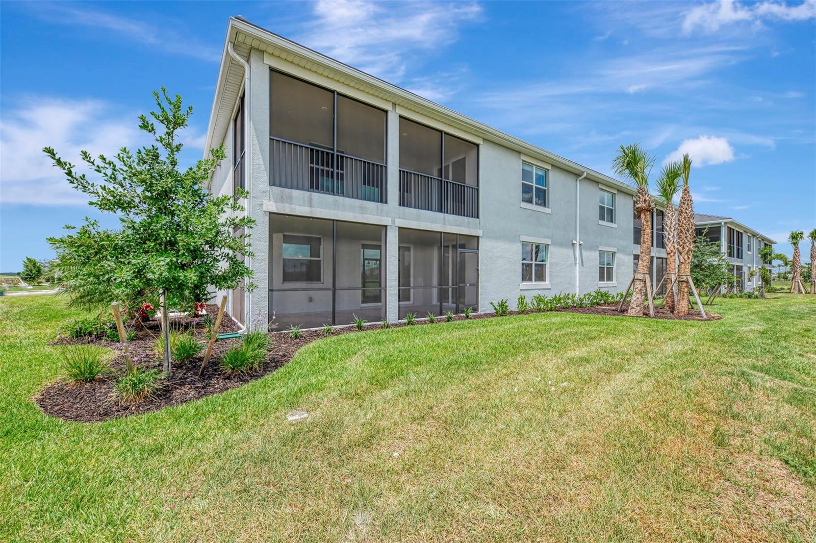 CALUSA COUNTRY CLUB - Residential