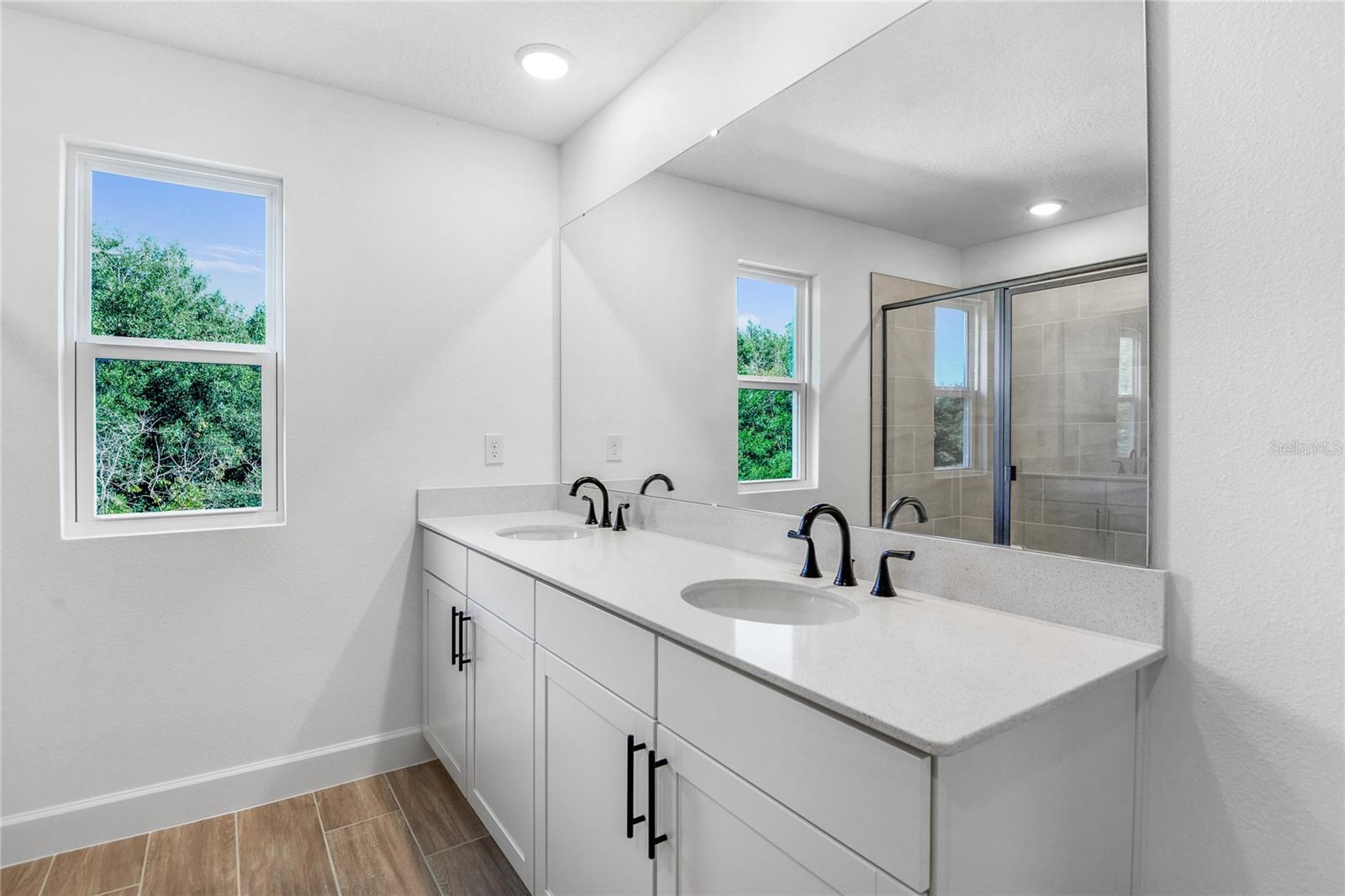 SEASONS AT WEKIVA RIDGE - Residential