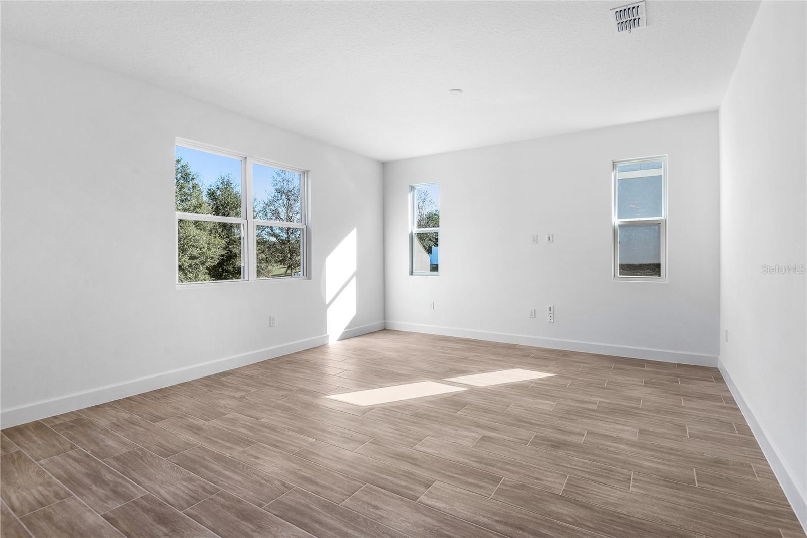 SEASONS AT WEKIVA RIDGE - Residential