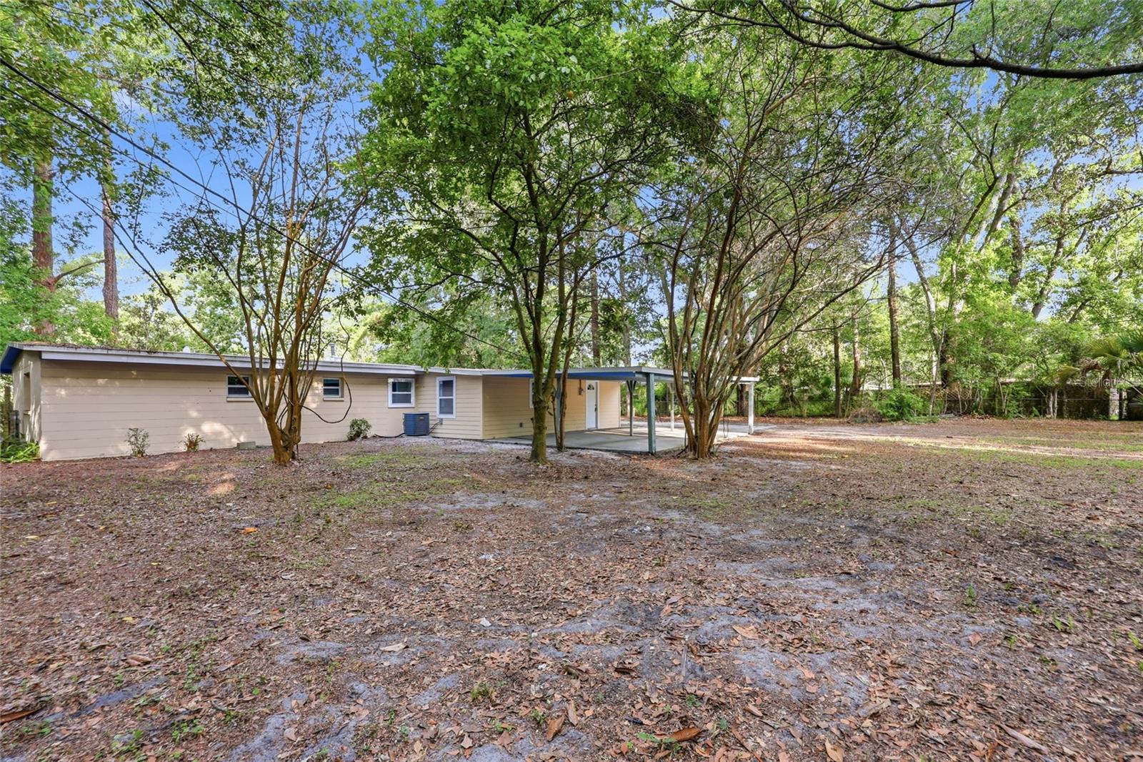 HIGHLAND COURT MANOR - Residential