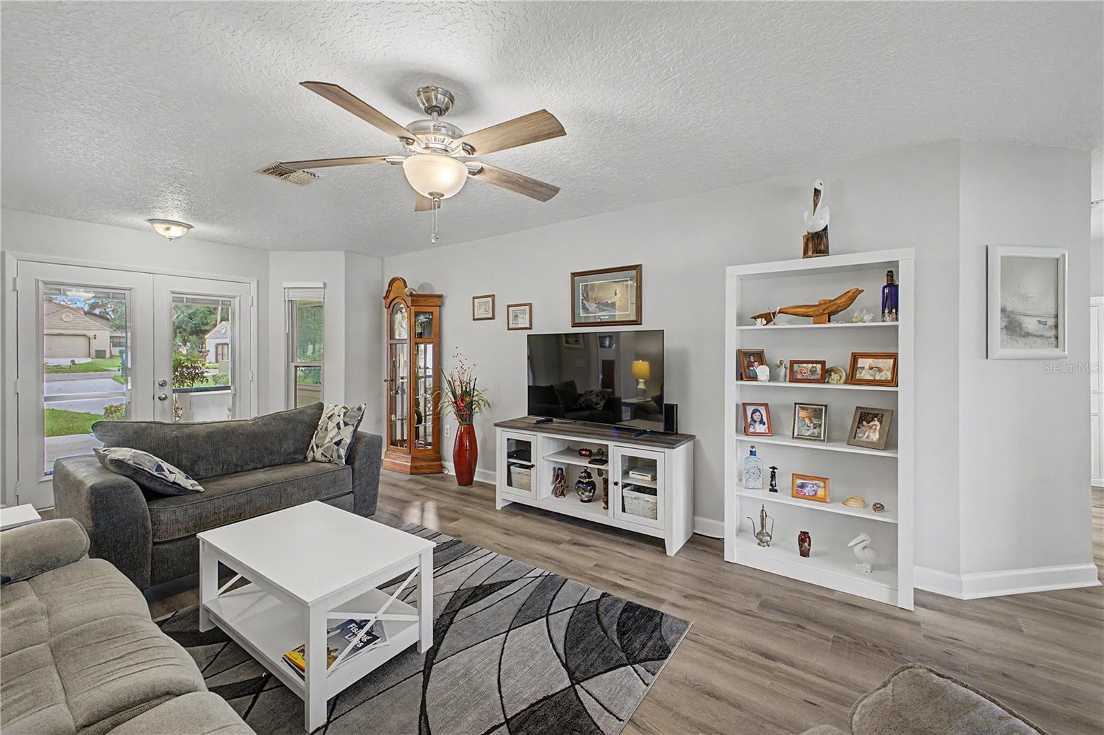 TIMBER PINES - Residential