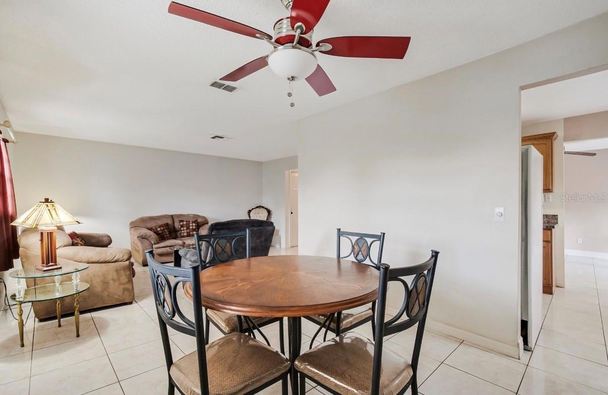 TOWN & COUNTRY ESTATES UNIT 1 - Residential