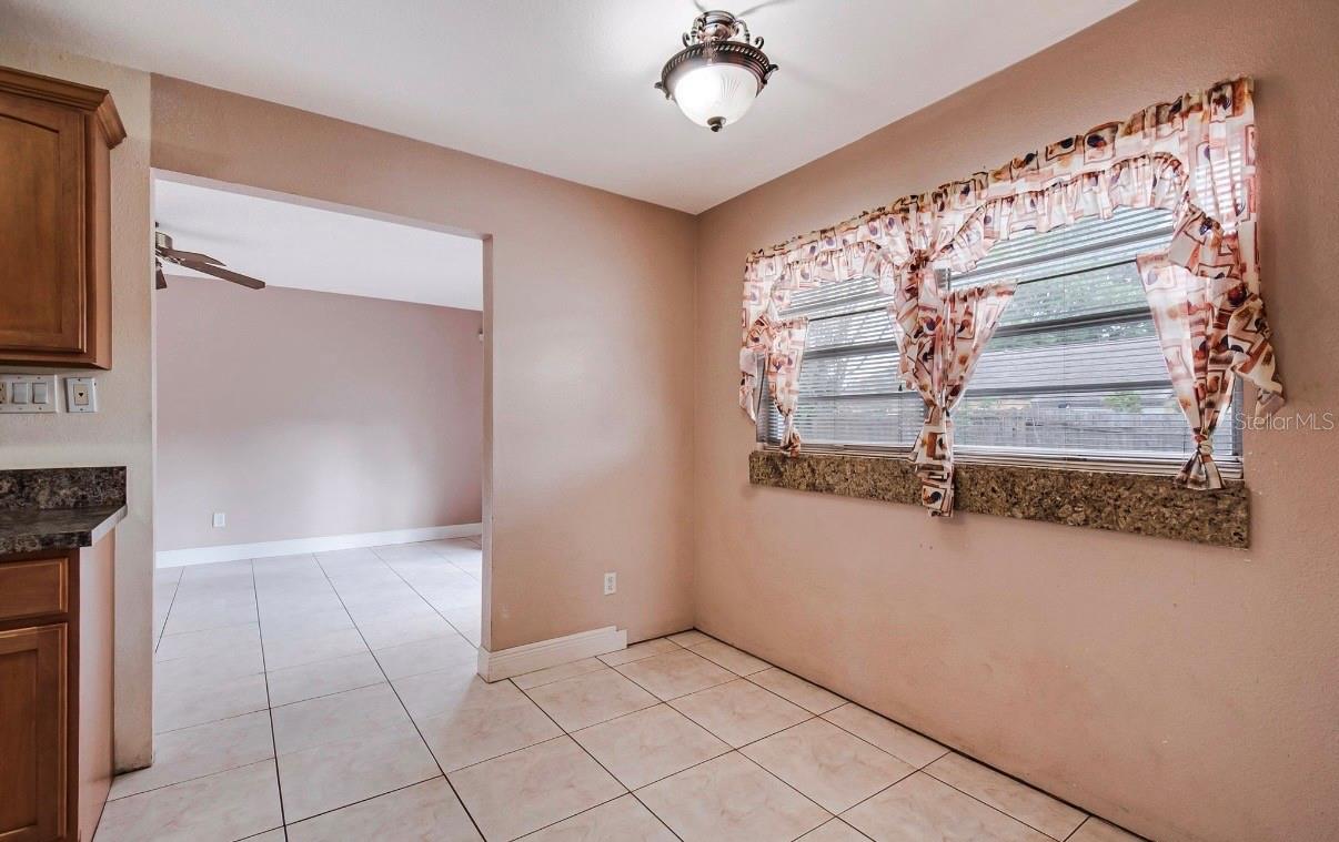 TOWN & COUNTRY ESTATES UNIT 1 - Residential