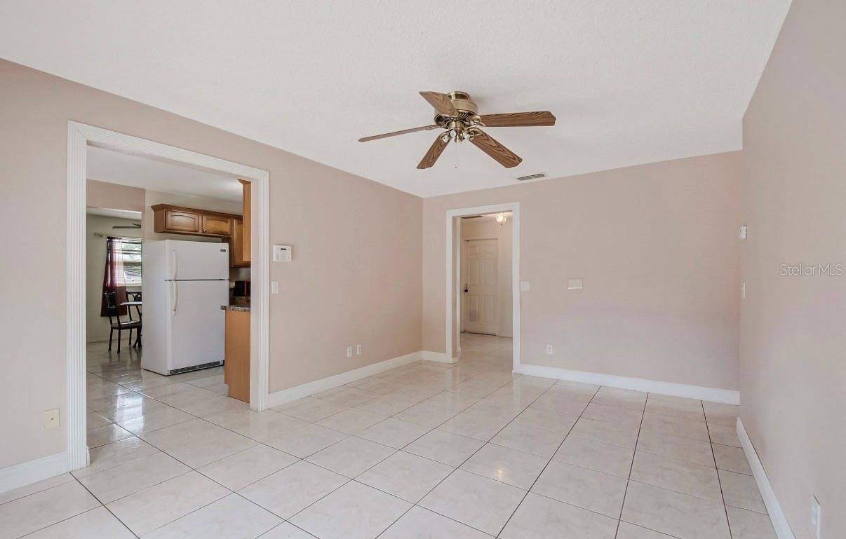 TOWN & COUNTRY ESTATES UNIT 1 - Residential