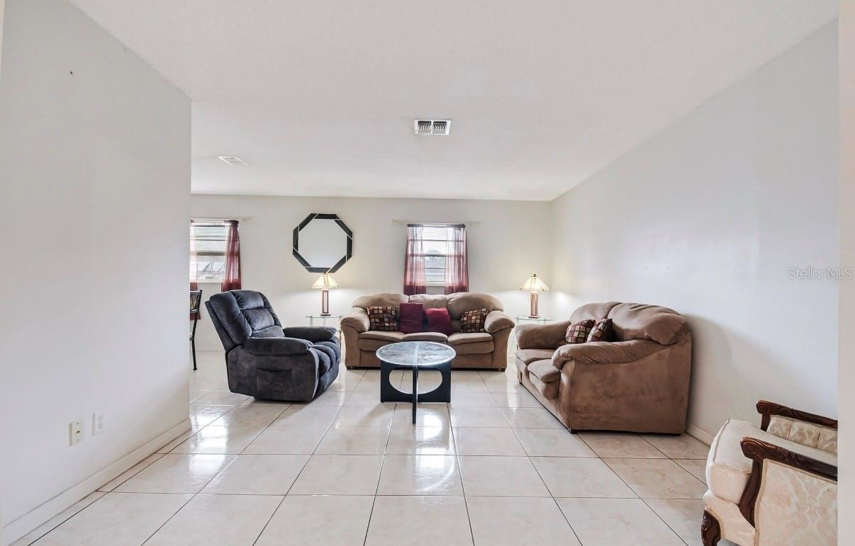 TOWN & COUNTRY ESTATES UNIT 1 - Residential