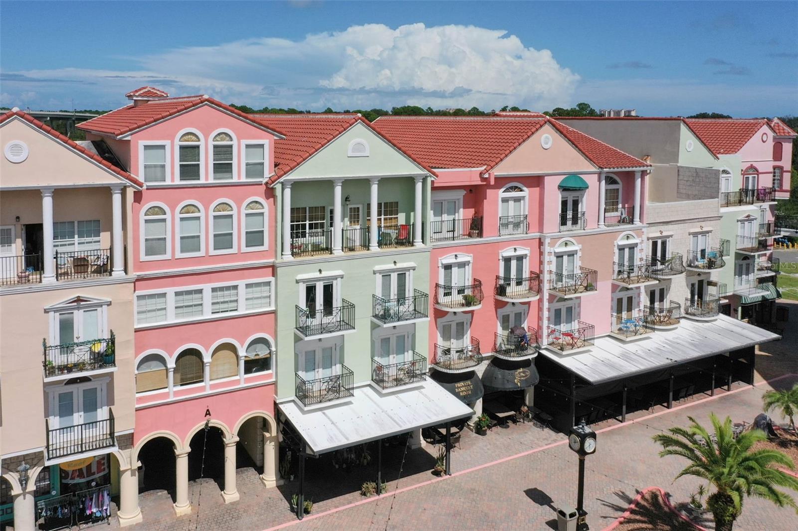 EUROPEAN VILLAGE - Residential