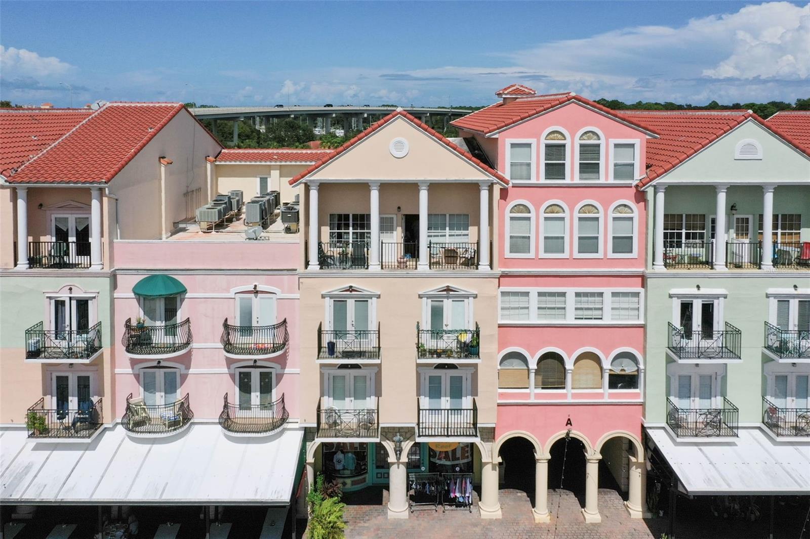 EUROPEAN VILLAGE - Residential