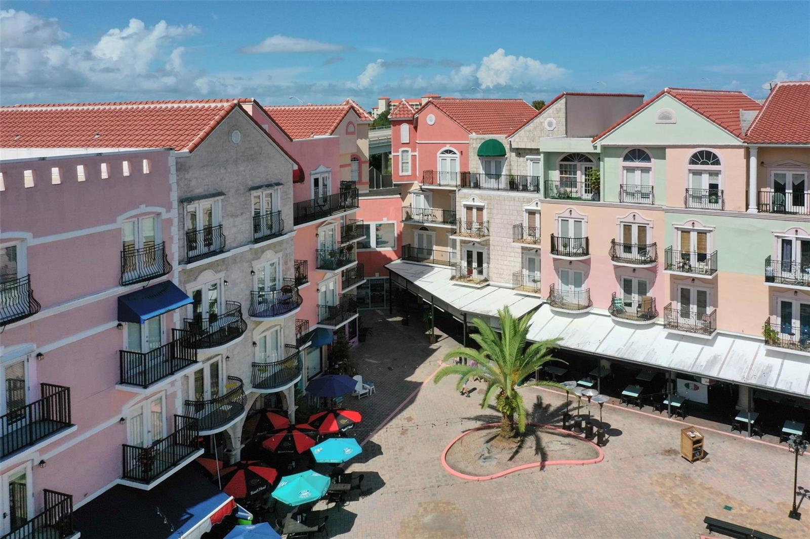 EUROPEAN VILLAGE - Residential