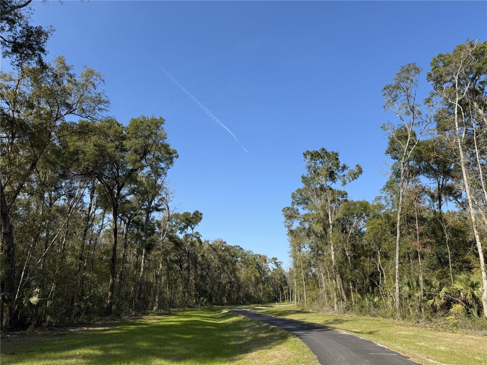 IRVINE ACRES - Land