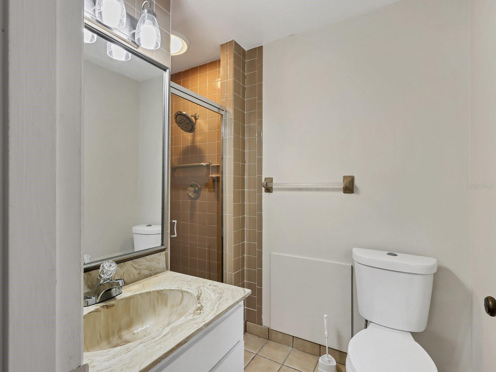 FAIRWAY ACRES UNIT THREE - Residential