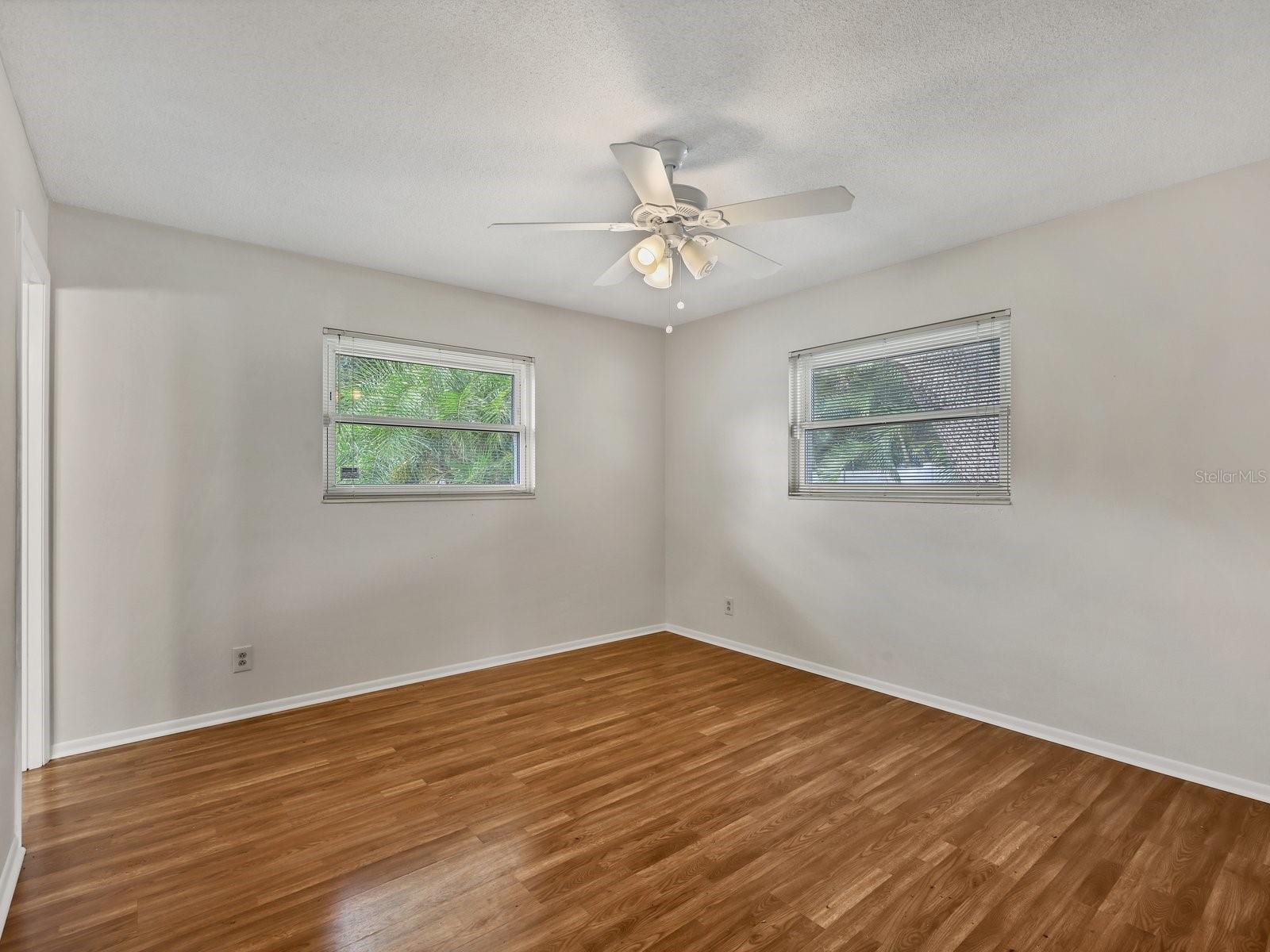 FAIRWAY ACRES UNIT THREE - Residential
