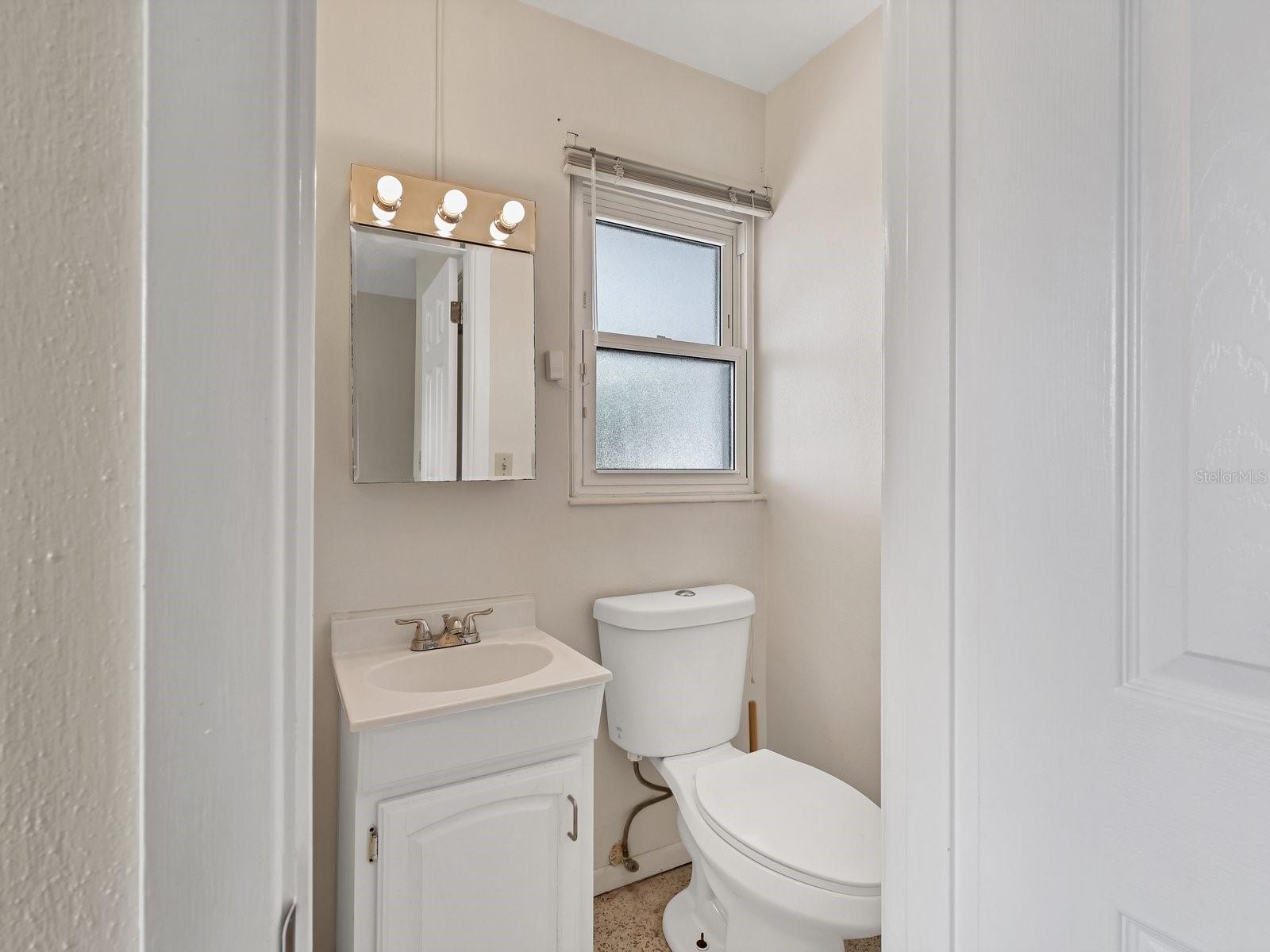 FAIRWAY ACRES UNIT THREE - Residential