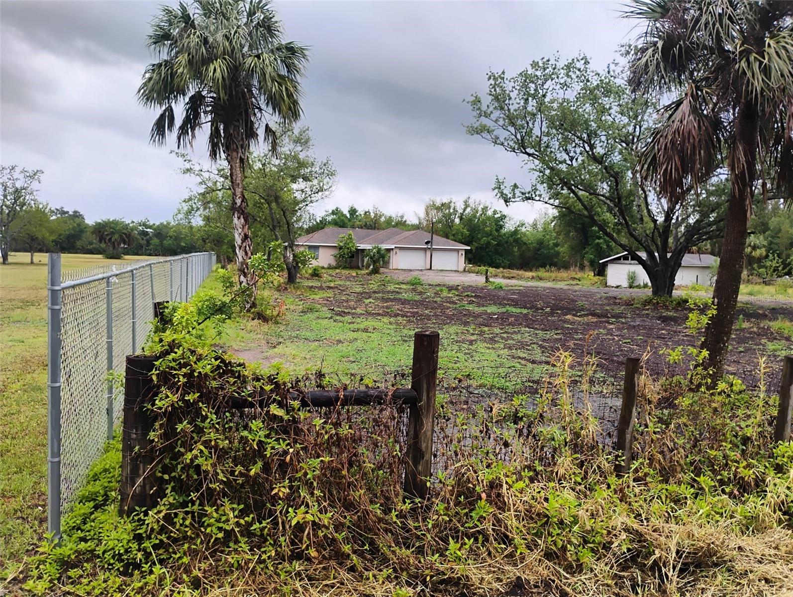 TOWN ESTATES - Residential