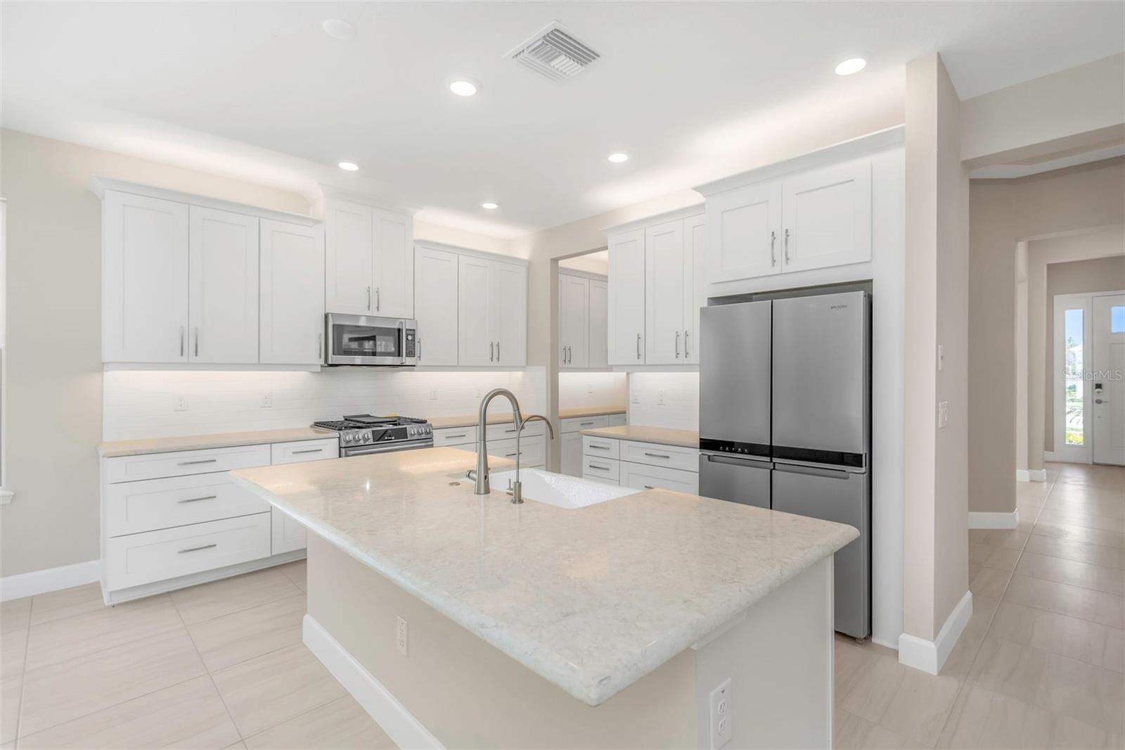 SILVER RIDGE - Residential Lease