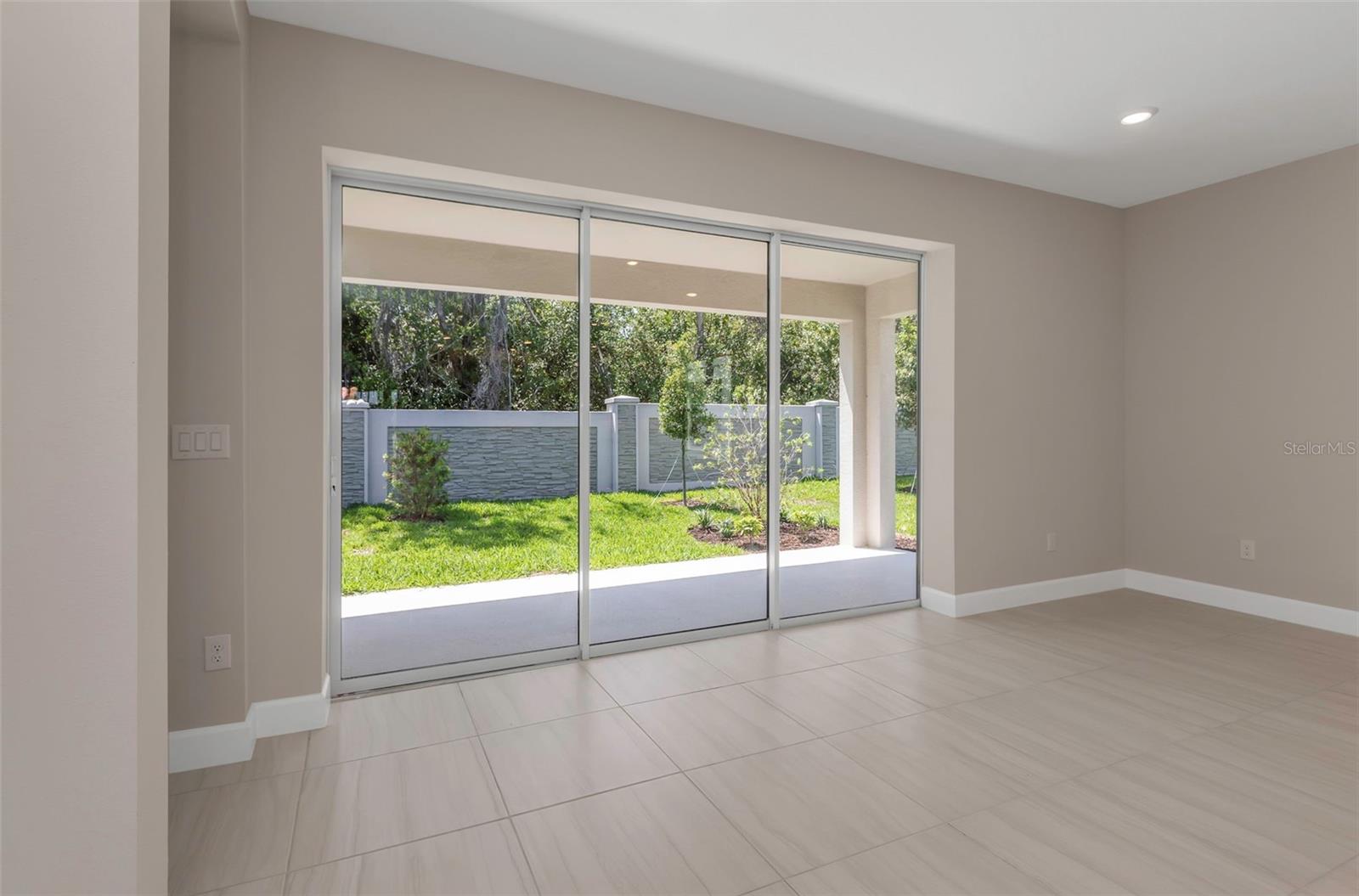 SILVER RIDGE - Residential Lease
