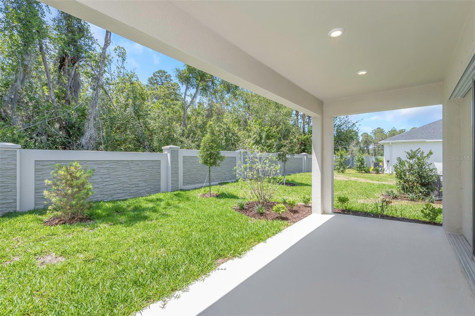 SILVER RIDGE - Residential Lease