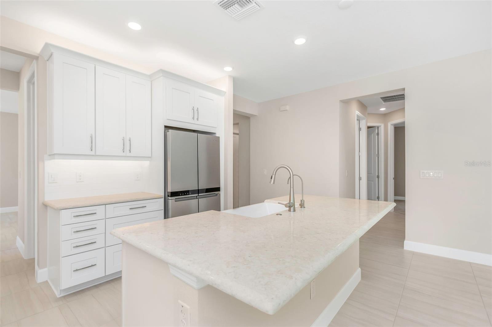 SILVER RIDGE - Residential Lease