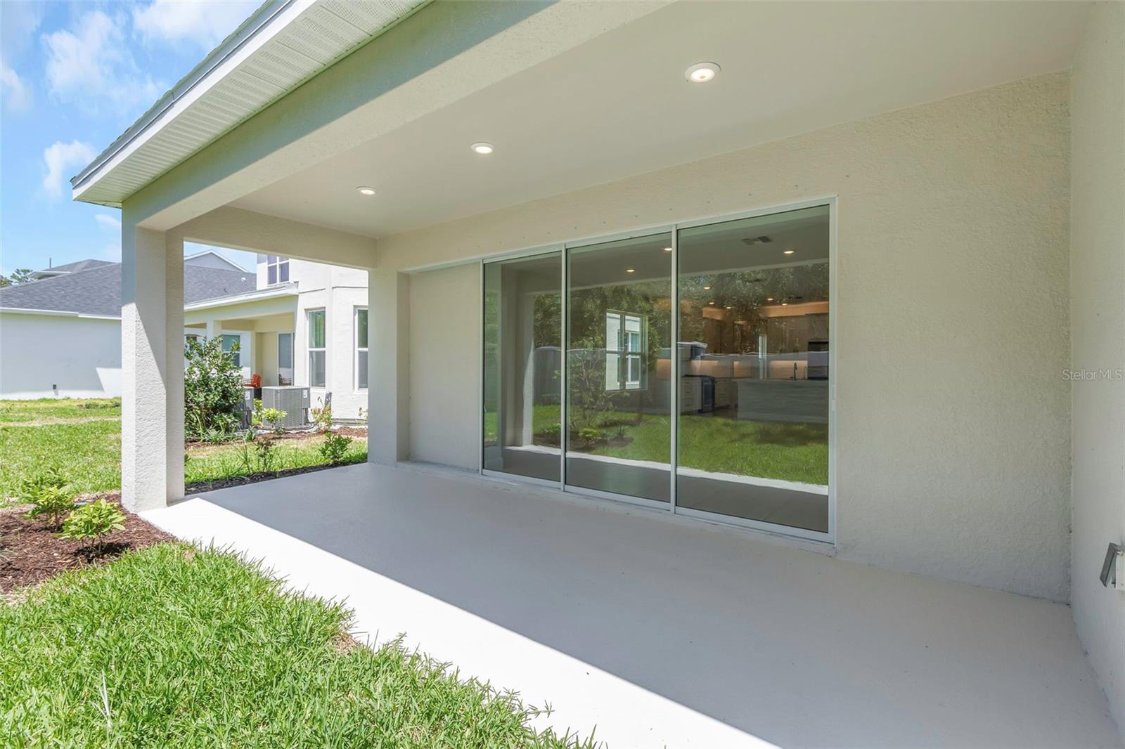 SILVER RIDGE - Residential Lease