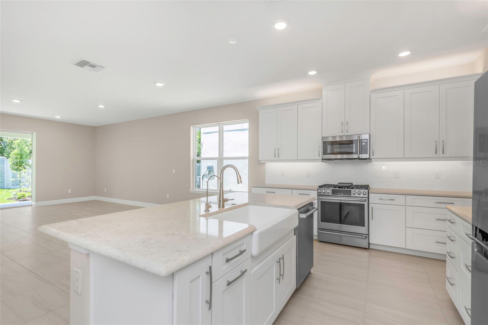 SILVER RIDGE - Residential Lease