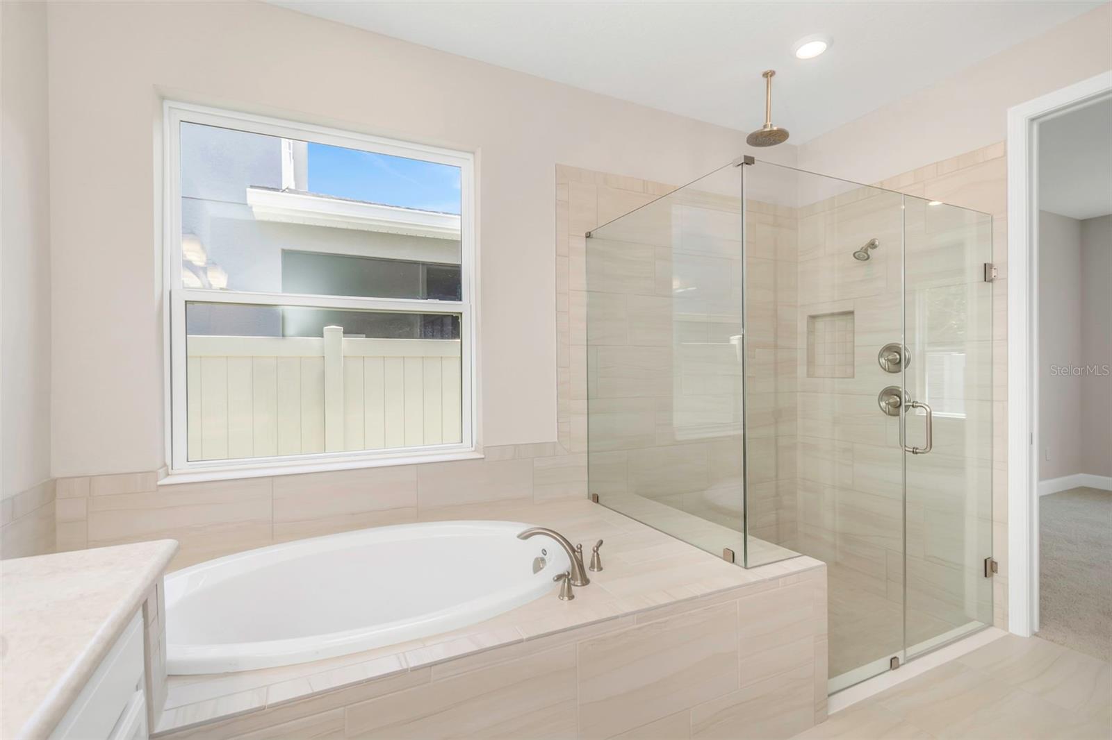 SILVER RIDGE - Residential Lease
