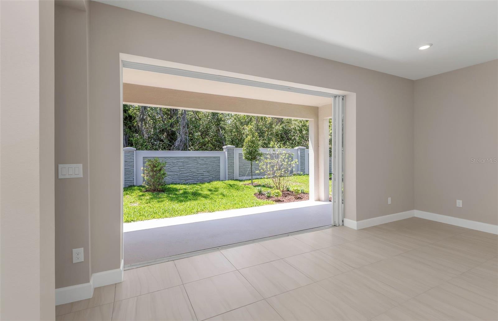SILVER RIDGE - Residential Lease