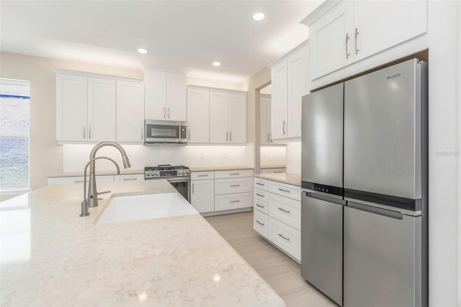 SILVER RIDGE - Residential Lease
