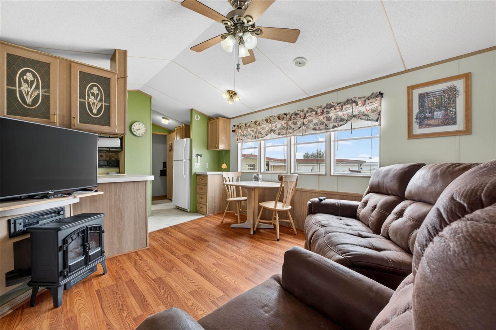WEST VIEW RIDGE RESORTS INC - Residential