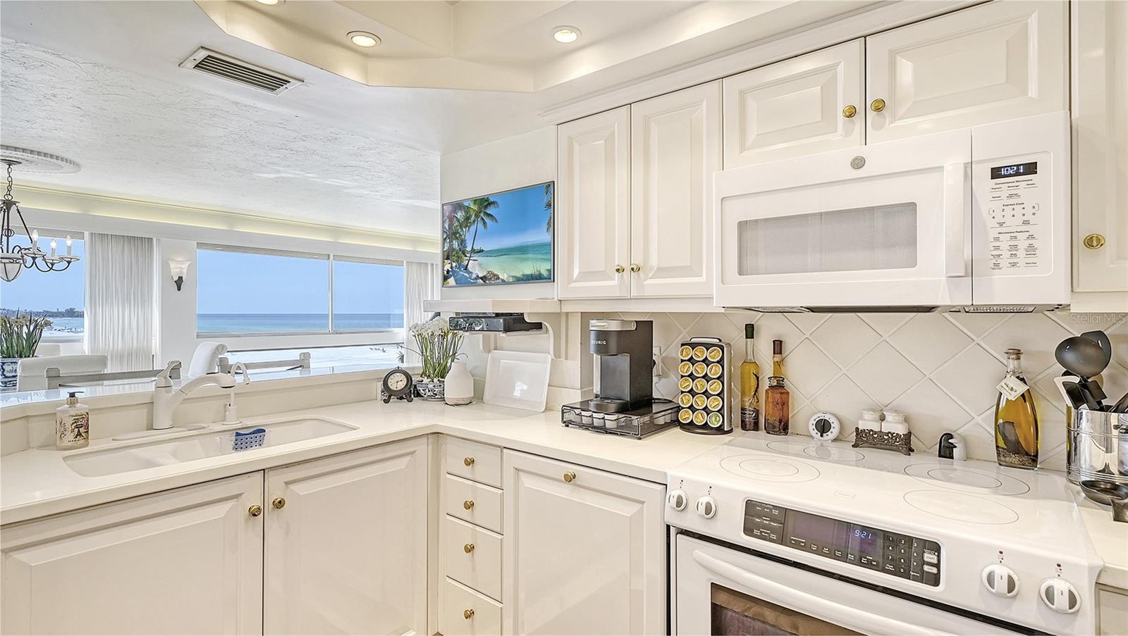 PALM BAY CLUB I - Residential