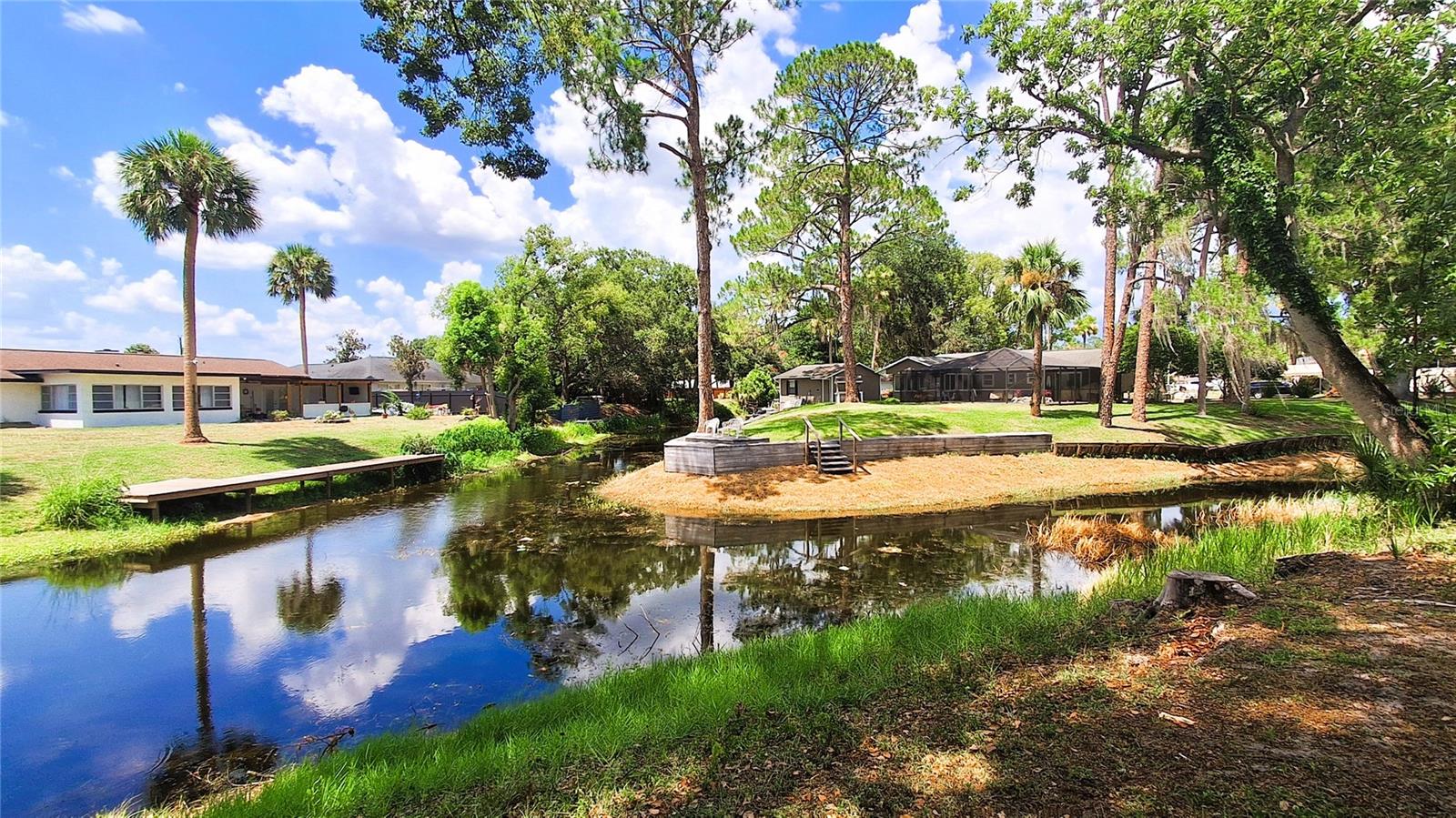BIRD ISLAND - Residential