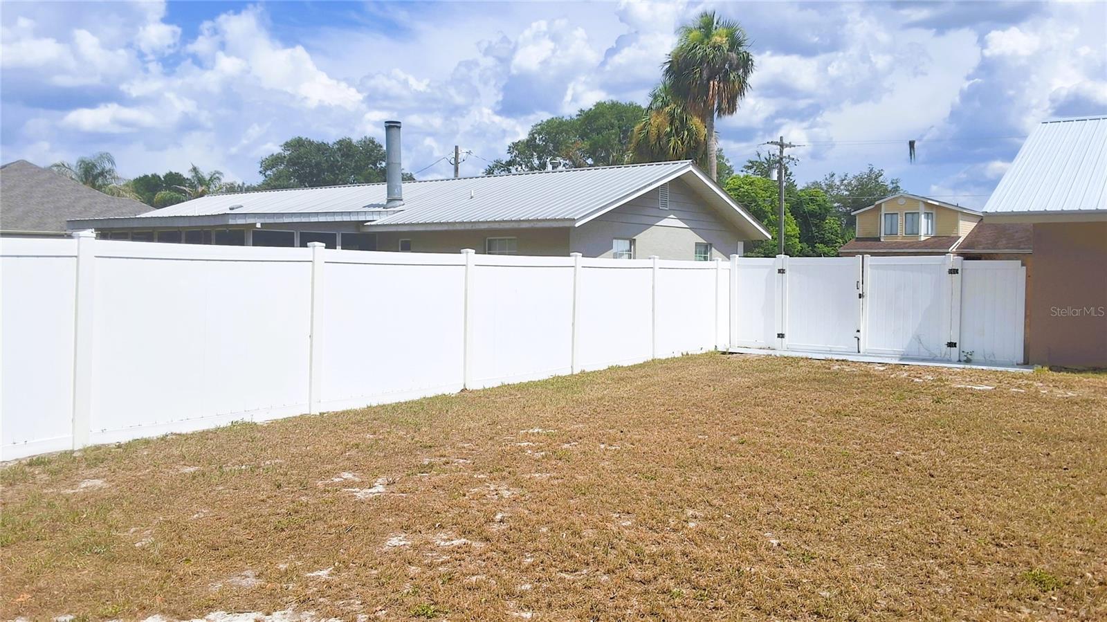 BIRD ISLAND - Residential