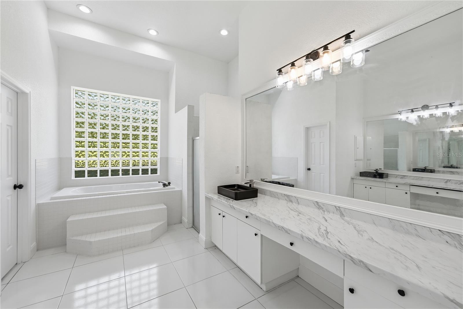 BAY LAKE RANCH UNIT 2 - Residential