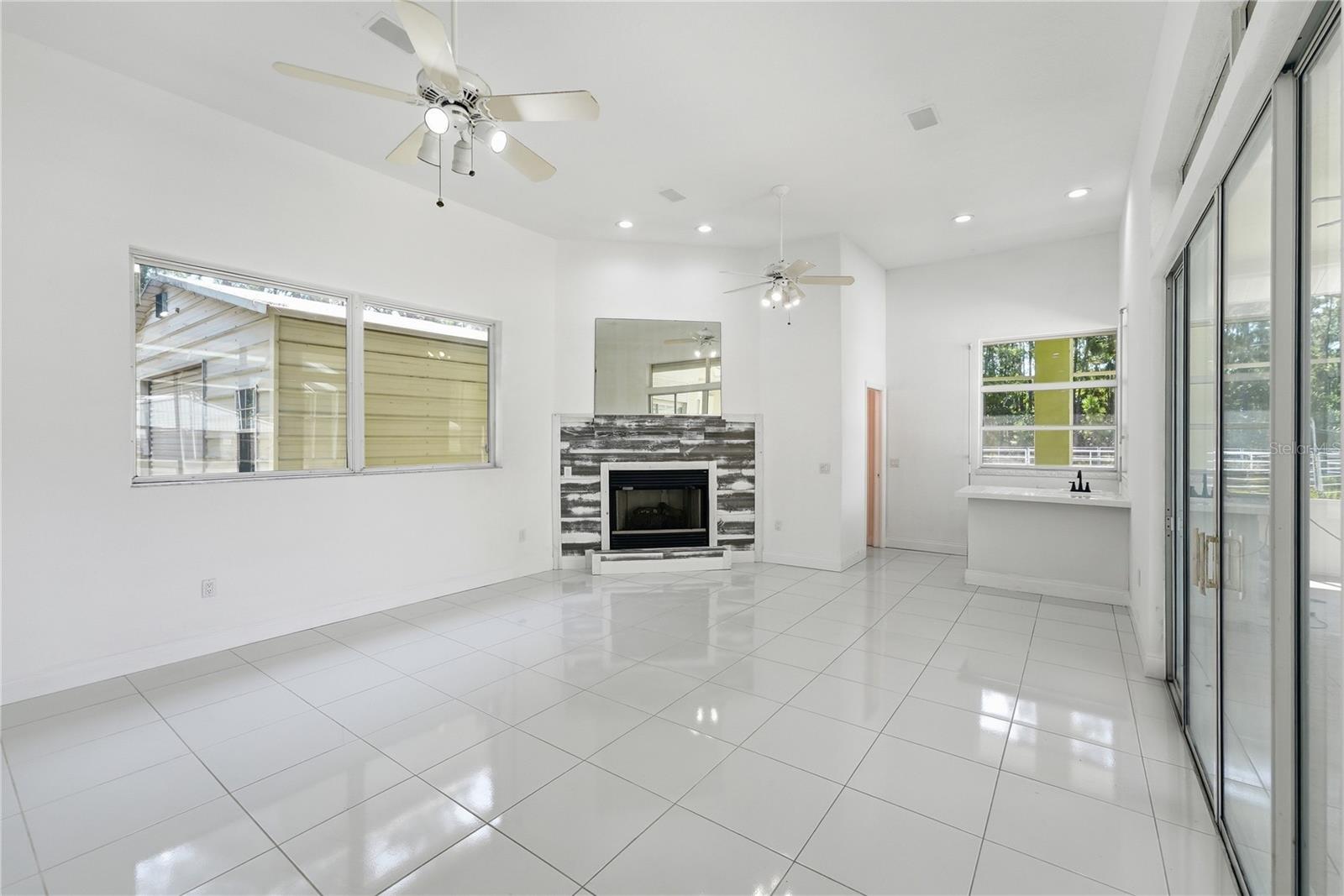 BAY LAKE RANCH UNIT 2 - Residential