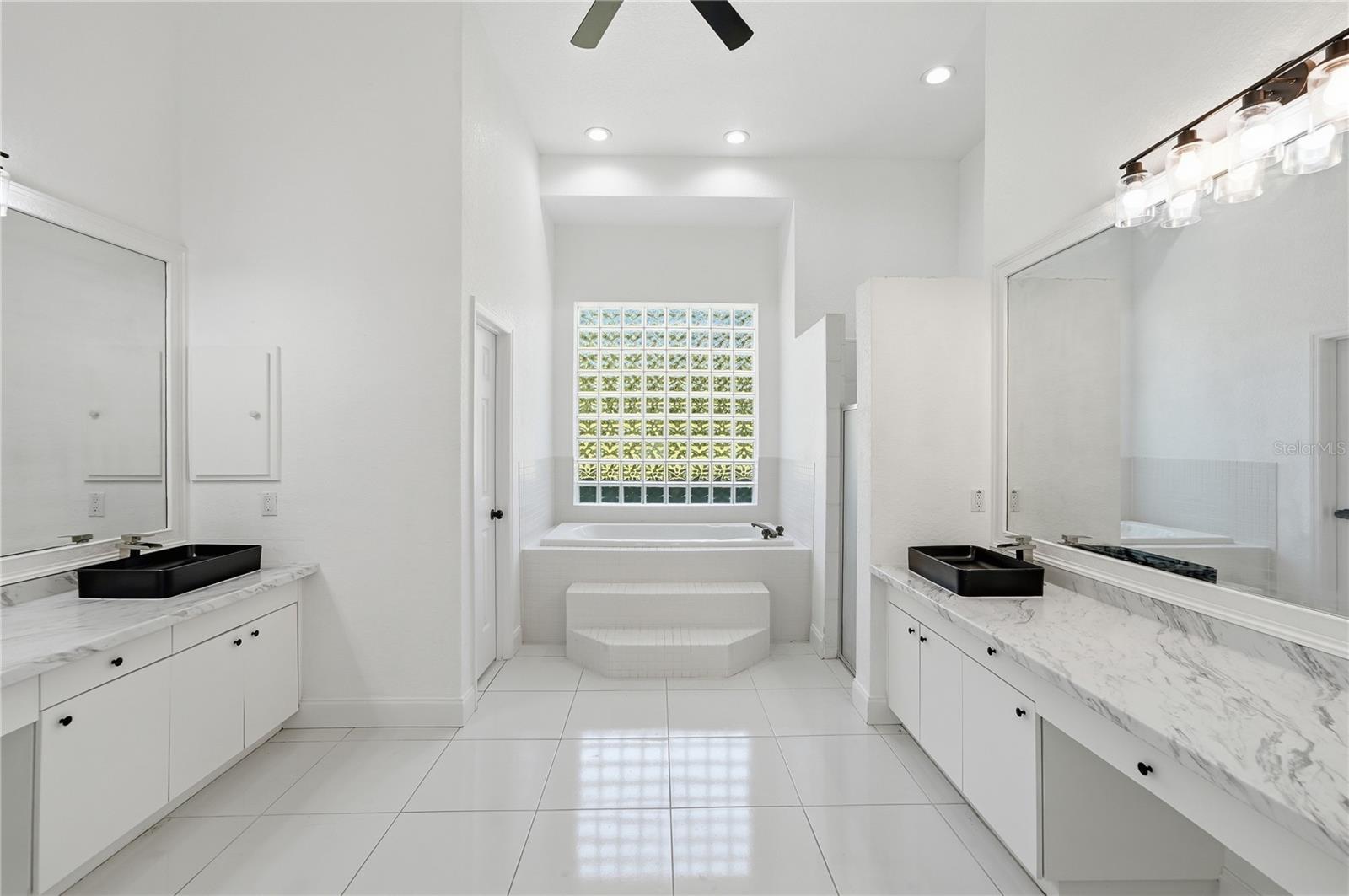 BAY LAKE RANCH UNIT 2 - Residential